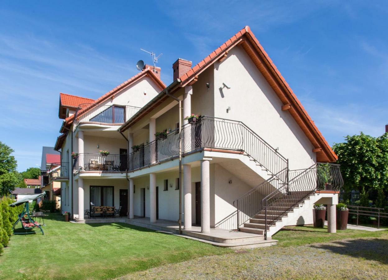 Appartamento Na Bialej Rewal Esterno foto